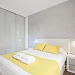 Flat With Wifi Apartament *